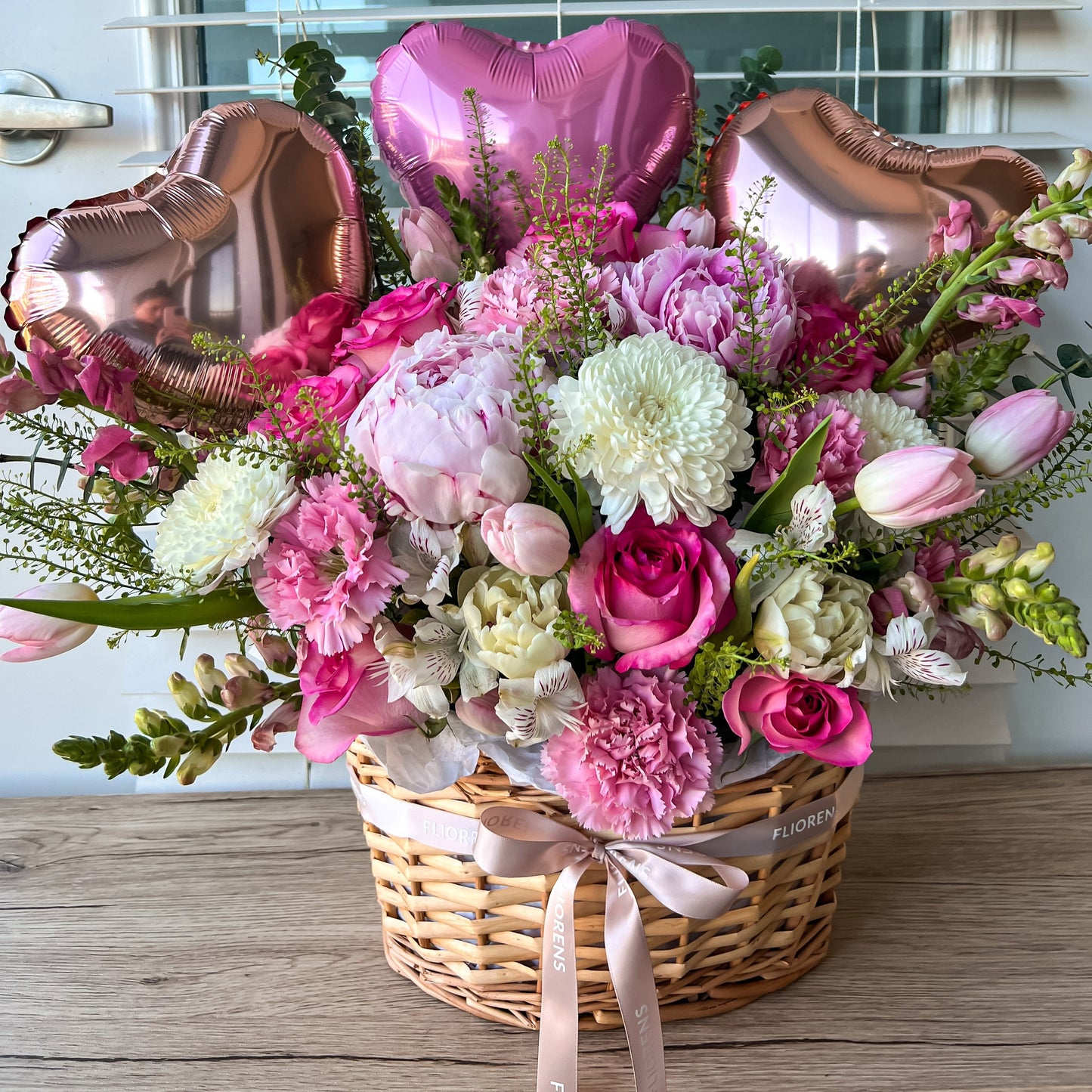 Flower Basket - Amour